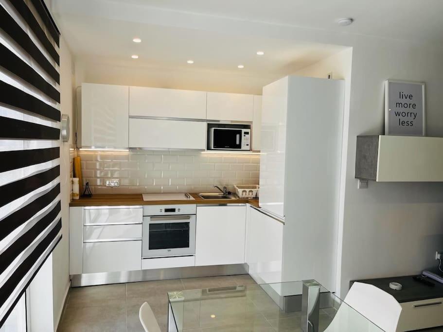 Sliema, Apt7, Stylish 2 Bedroom Apartment With Parking Luaran gambar
